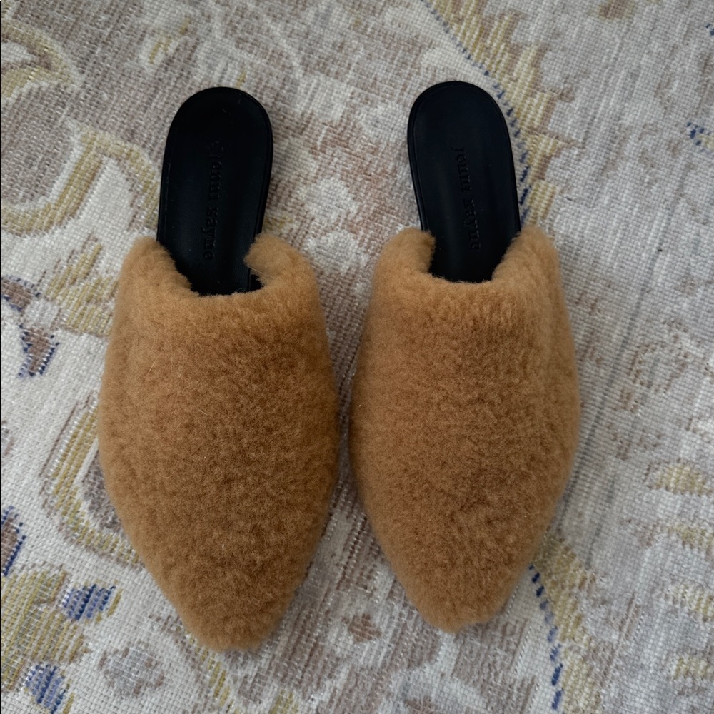 NEW Jenni Kayne Shearling Mules Size 39